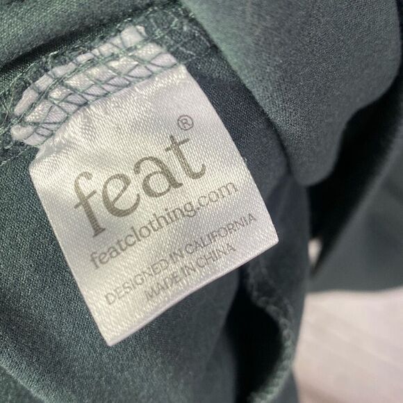 Feat Standard Hoodie Size M Gray Green - Picture 7 of 8